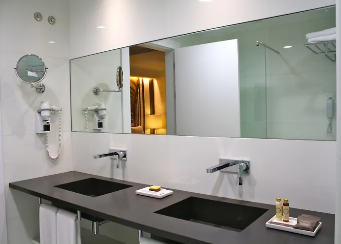 Hotel Olissippo Saldanha 4*